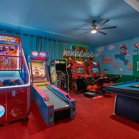 Family Fun Retreat Themed Rooms Free Arcade Pool Davenport Exterior foto