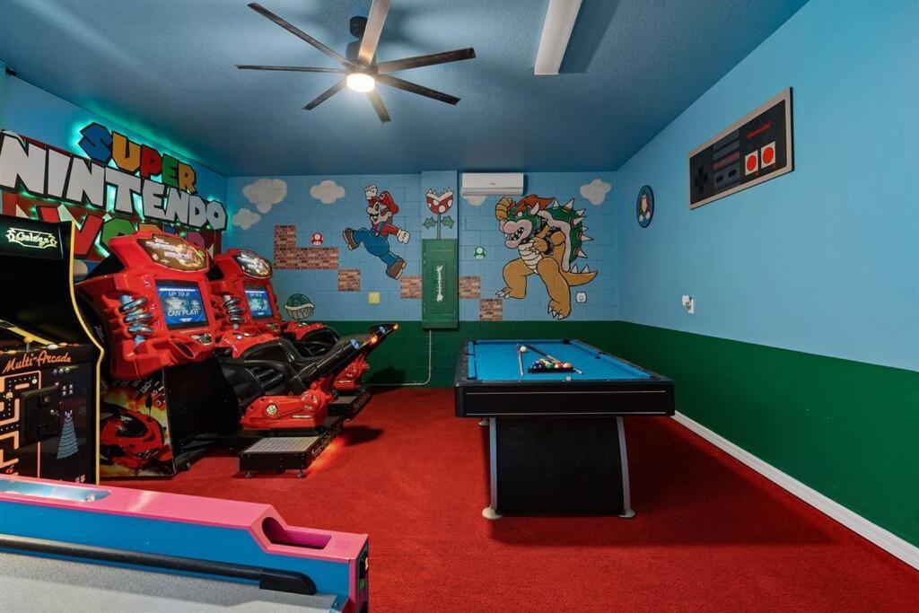 Family Fun Retreat Themed Rooms Free Arcade Pool Davenport Exterior foto